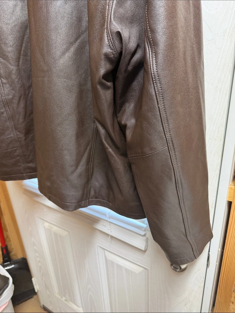 Vintage Old 100% brown Leather Mens Jacket..XXXL